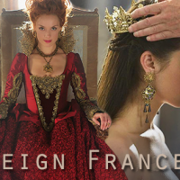 Après la mort du Roi Francis dans Reign, la saison 3 ouvre quelques portes pour la suite de l'histoire de Mary